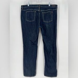 LIZ CLAIBORNE CLASSIC FIT STRAIGHT LEG TRADITIONAL 5 POCKET PLAIN‎ POCKET JEANS